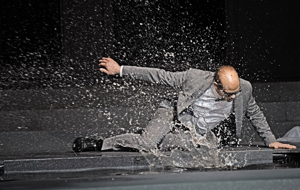 Simon Boccanegra (Giuseppe Verdi) • Staatstheater Mainz • Premiere: 23.3.2019 • R: Frank Hilbrich • B: Volker Thiele • K: Volker Thiele • Foto © Andreas Etter